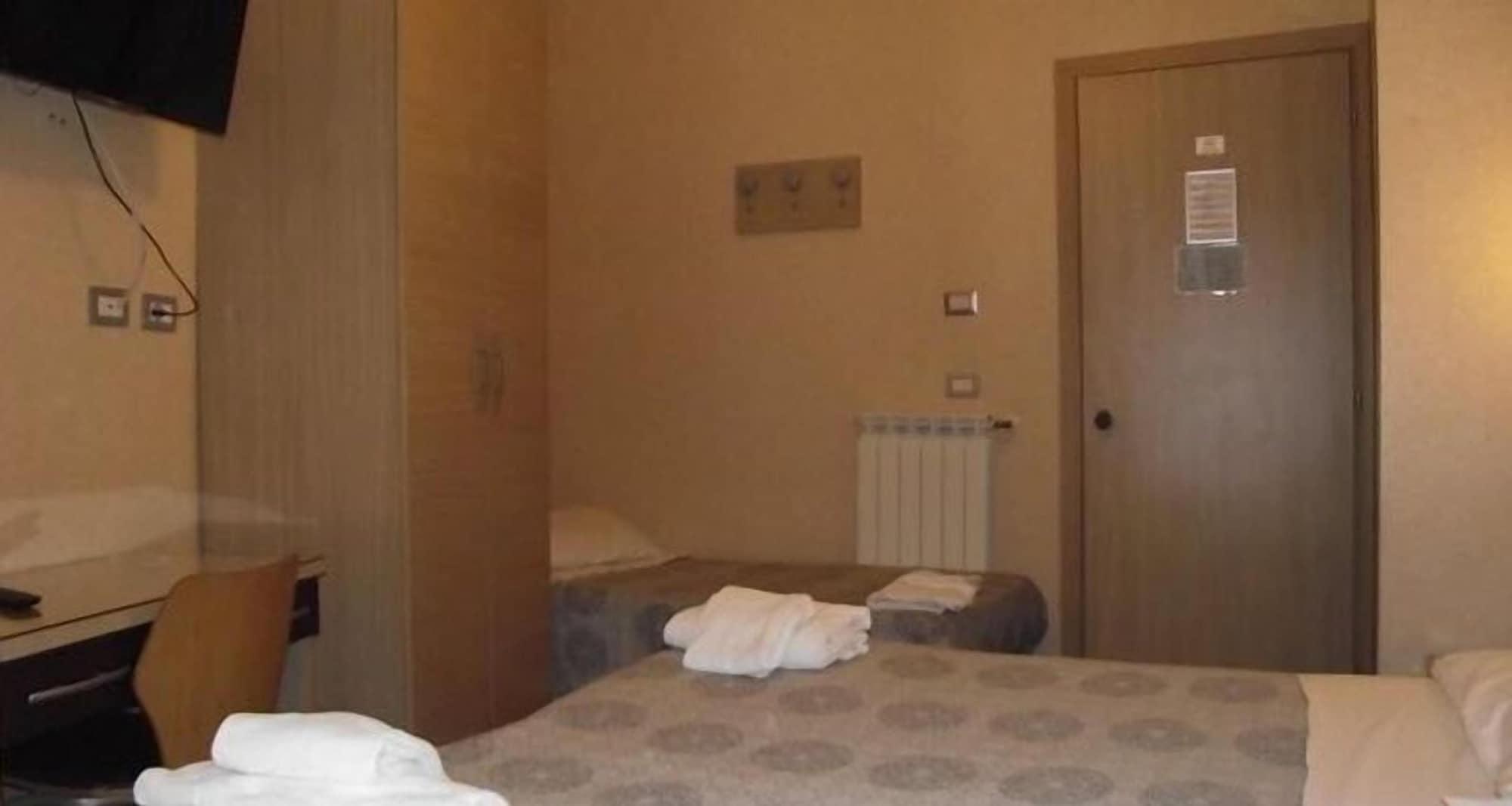 רומא Hotel Elide מראה חיצוני תמונה
