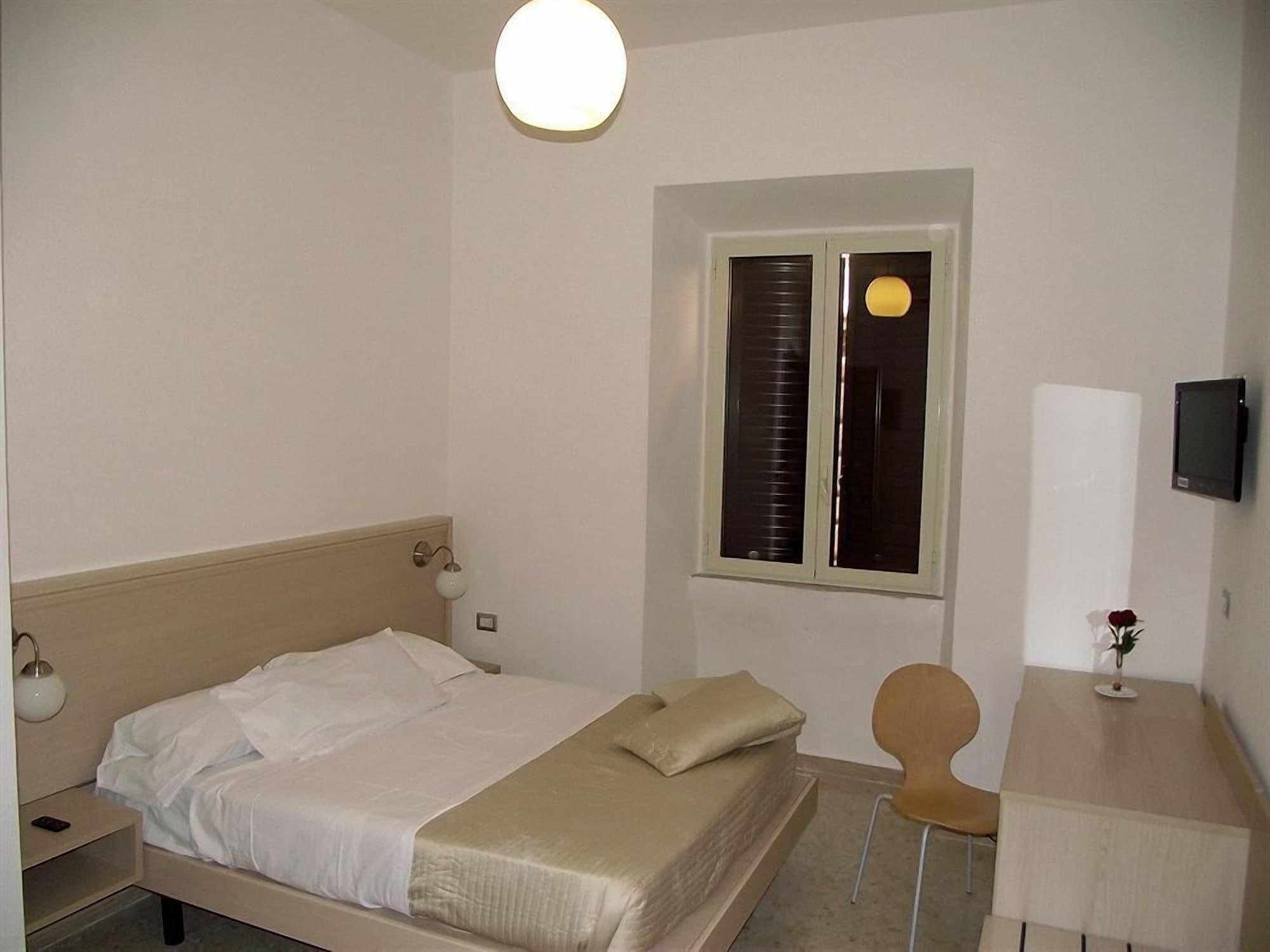 רומא Hotel Elide מראה חיצוני תמונה