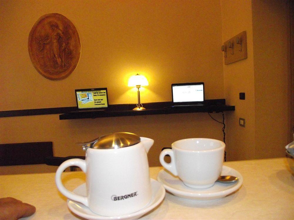 רומא Hotel Elide מראה חיצוני תמונה