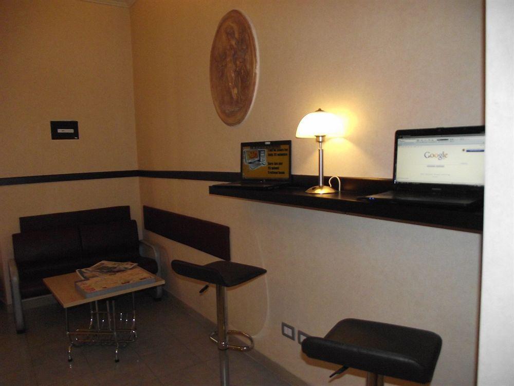 רומא Hotel Elide מראה חיצוני תמונה