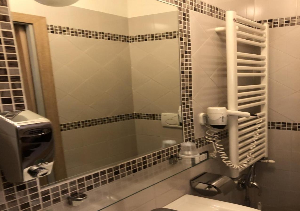 רומא Hotel Elide מראה חיצוני תמונה